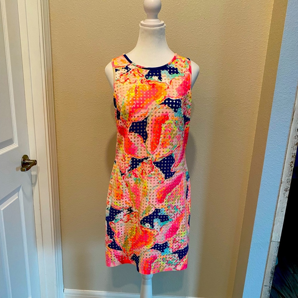 Bright and Fun Lilly Pulitzer Shift Dress.